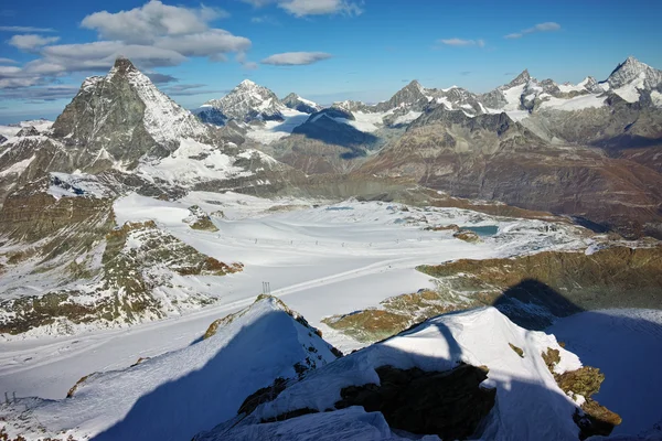 Panoramik dağ Matterhorn, Alpler çevresinde — Stok fotoğraf