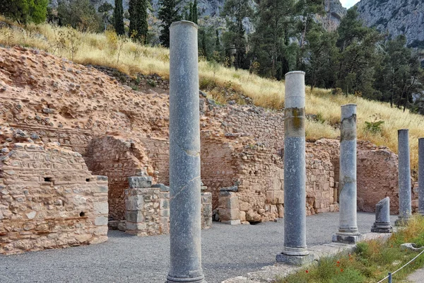 Kolumny z archeologicznego Delphi — Zdjęcie stockowe