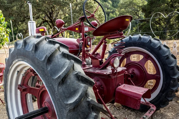 Oldtimer-Traktor — Stockfoto