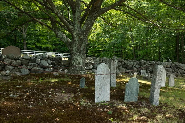 A Haunting Graveyard — Stock Photo, Image