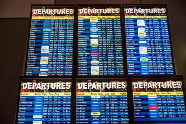 Airline Departure Board — Stock Photo, Image