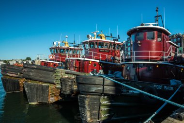 Portsmouth Limanı römorkör