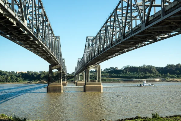 Cruzando el Mississippi en Natchez — Foto de Stock