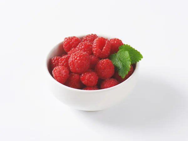 Frambuesas rojas frescas — Foto de Stock