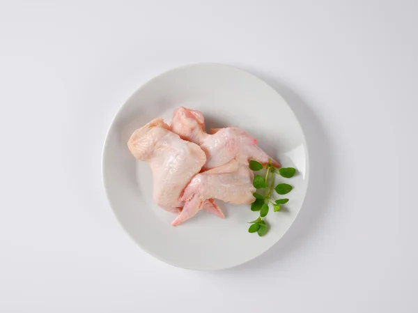 Asas de frango cru — Fotografia de Stock