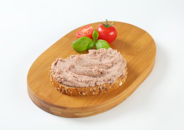 pate ile ekmek