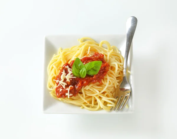 Domates et bazlı soslu spagetti — Stok fotoğraf