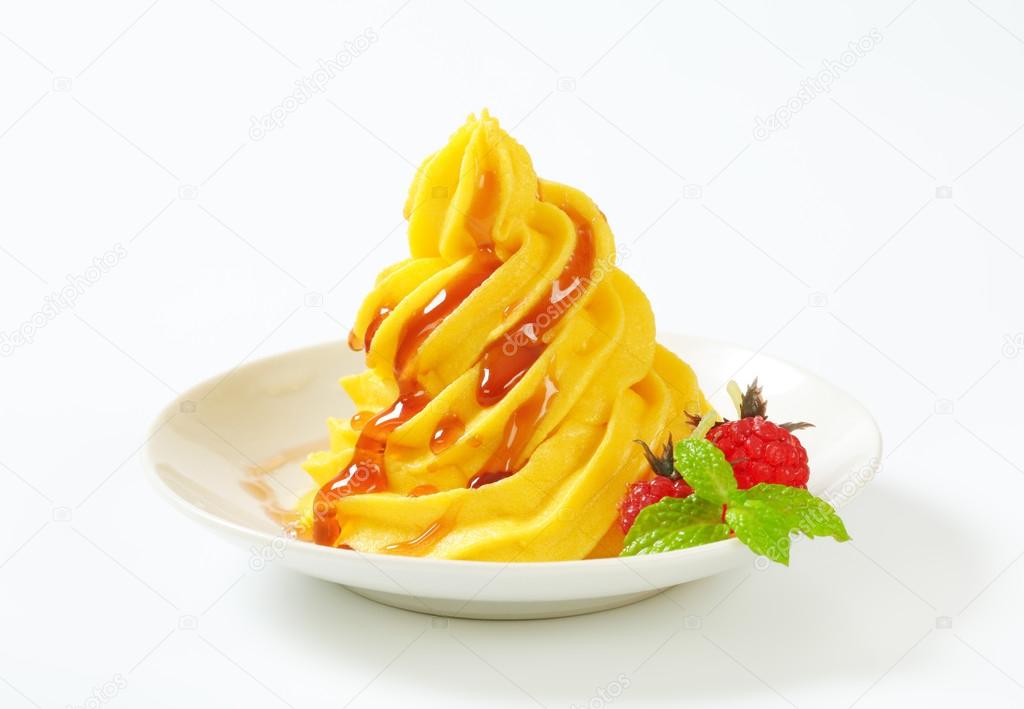 Swirl of yellow cream