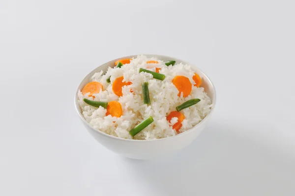 Jasmínová rýže s mrkví a fazolky — Stock fotografie