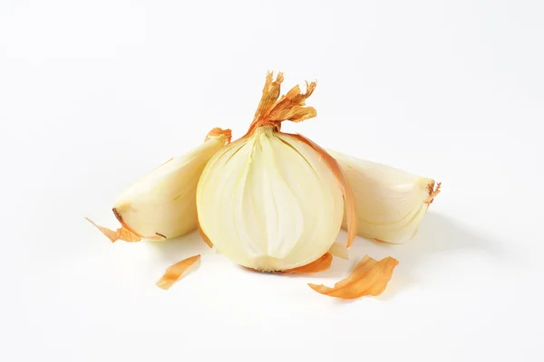 Cut fresh onion — Stock Photo, Image