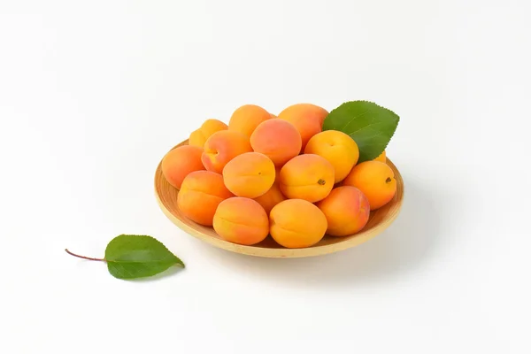 Čerstvé zralé meruňky — Stock fotografie