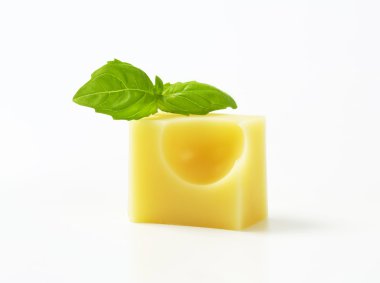 Emmental peyniri parça