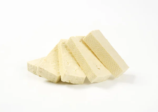 Výseče hladké pevné tofu — Stock fotografie