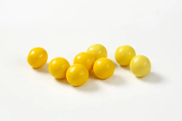 Bolas de caramelo amarillo —  Fotos de Stock