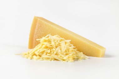 rendelenmiş parmesan peyniri
