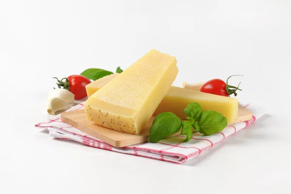 Parmesan cheese and vegetables — Stock Photo, Image