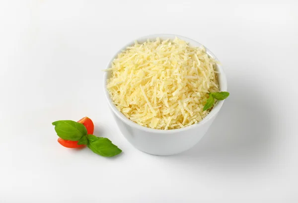 Geriebener Parmesan — Stockfoto