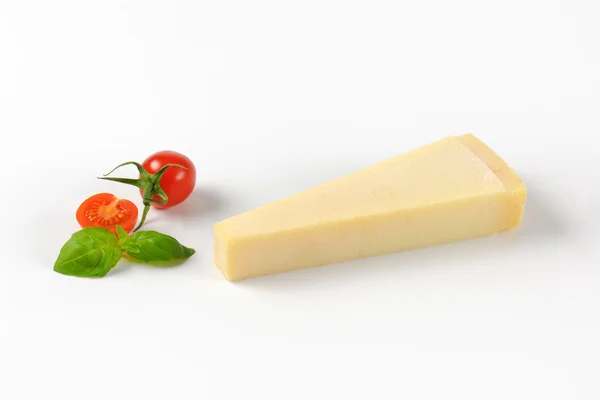 Parmezán sajt ék — Stock Fotó
