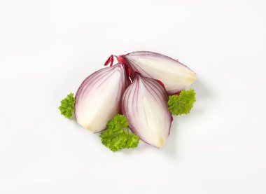 Kırmızı soğan çeyrek