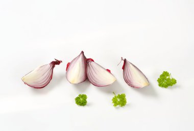 Kırmızı soğan çeyrek