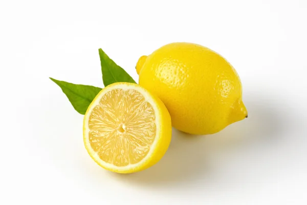 Un limone e mezzo — Foto Stock