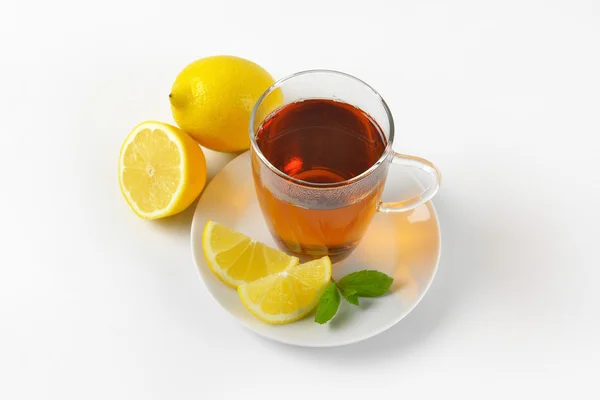 Cup of tea with lemon — Stock Photo, Image