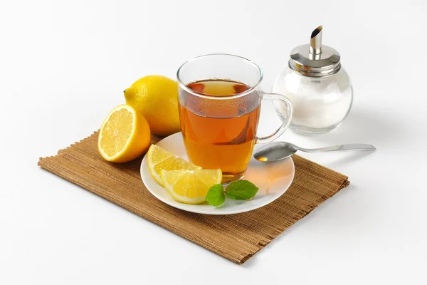 Cup of tea with lemon — Stock Photo, Image