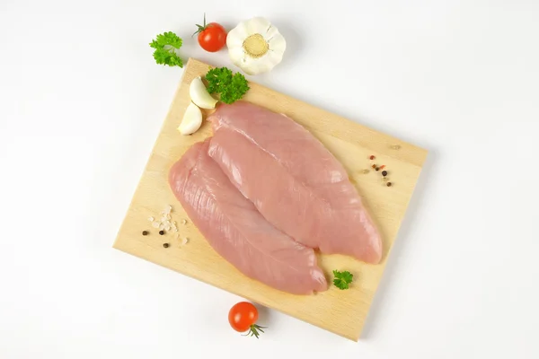 Filetes de pechuga de pavo crudo —  Fotos de Stock