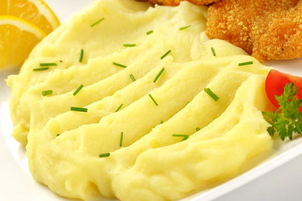 Mashed potatoes with chives — Stock Photo, Image