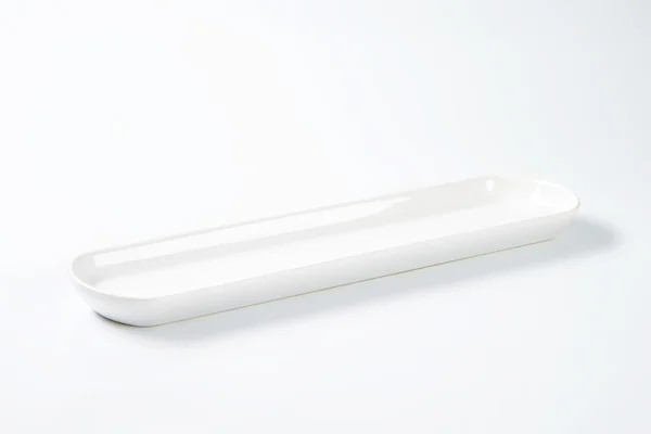 Plato blanco largo — Foto de Stock