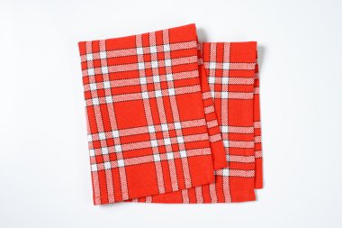 Kırmızı ve beyaz peçete kontrol