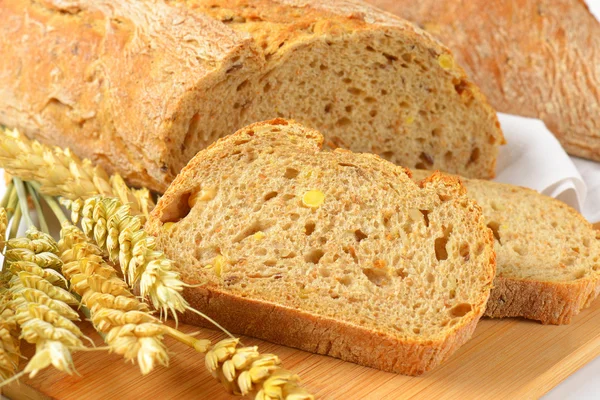 Pane integrale con semi — Foto Stock