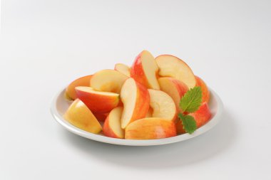 taze dilimlenmiş elma