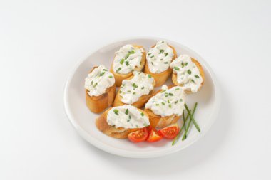 peynirli tost kanepeler