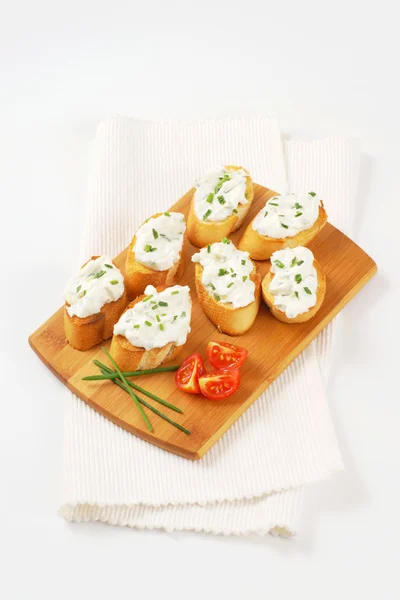 Peynirli tost kanepeler — Stok fotoğraf