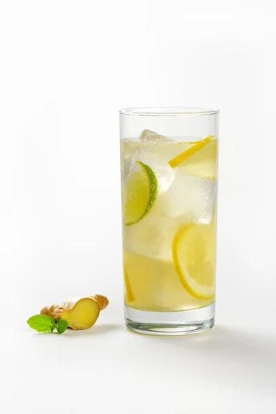 Glass of ginger ale — Stock Photo, Image