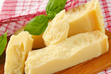 adet parmesan peyniri