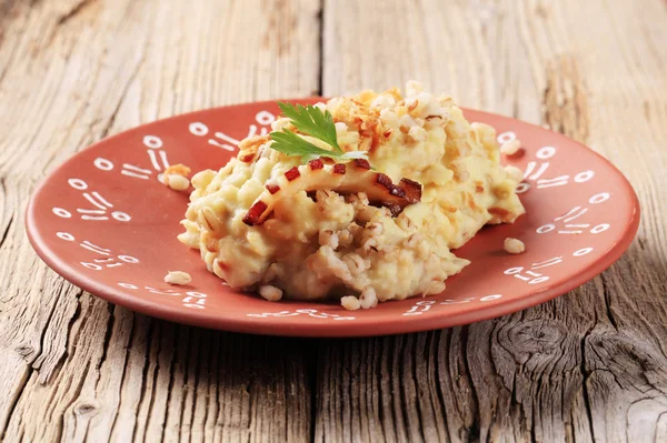 Mashed potato with peeled barley — Stock Photo, Image