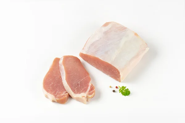 원시 뼈 없는 돼지고기 허리 — 스톡 사진