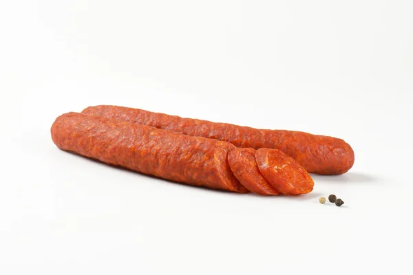 Salsichas húngaras fumadas picantes — Fotografia de Stock