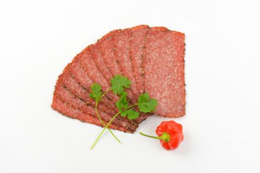 Karabiber salam dilimleri