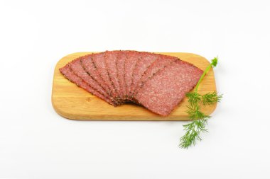 Karabiber salam dilimleri