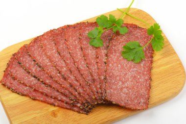 Karabiber salam dilimleri