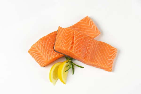 Two raw salmon fillets — Stock Photo, Image