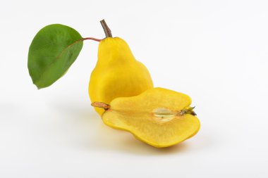 bir buçuk sarı armut