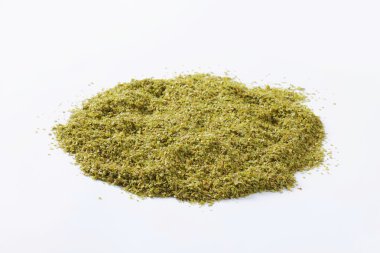 Kurutulmuş mercanköşk yaprakları