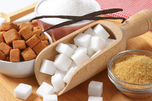 Various types of sugar