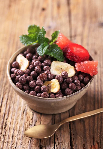 Chocolate cereal de desayuno — Foto de Stock