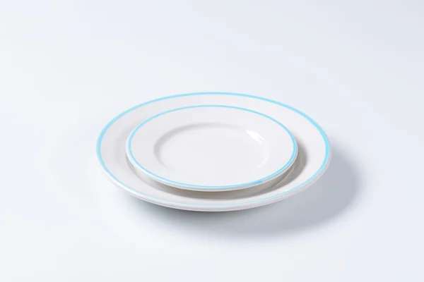 蓝色和白色的餐具 — 图库照片