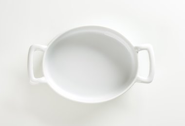 Derin oval porselen baker